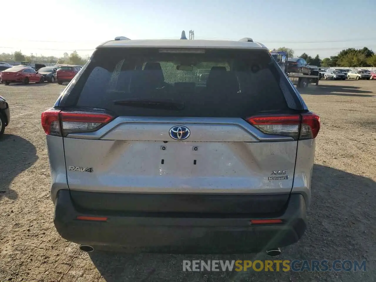 6 Photograph of a damaged car JTMRWRFV8KD006993 TOYOTA RAV4 2019