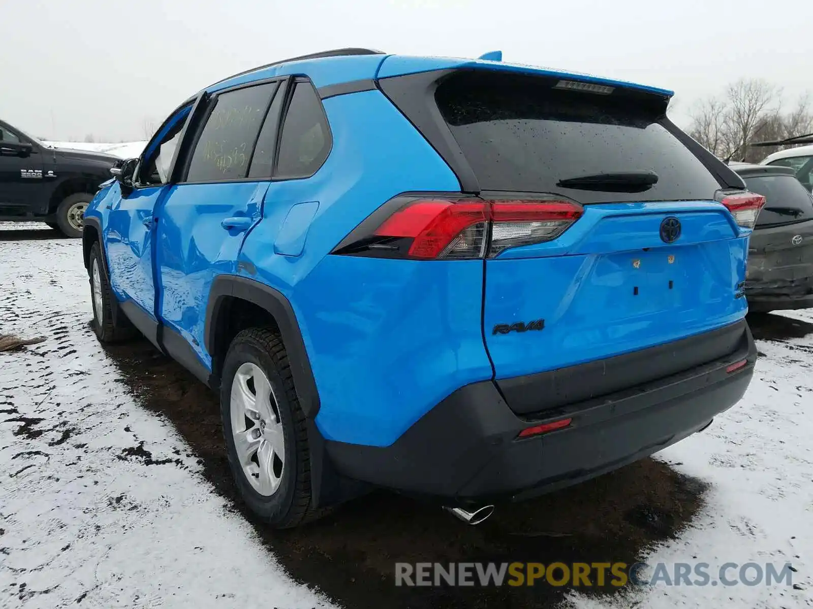 3 Photograph of a damaged car JTMRWRFV8KD014463 TOYOTA RAV4 2019