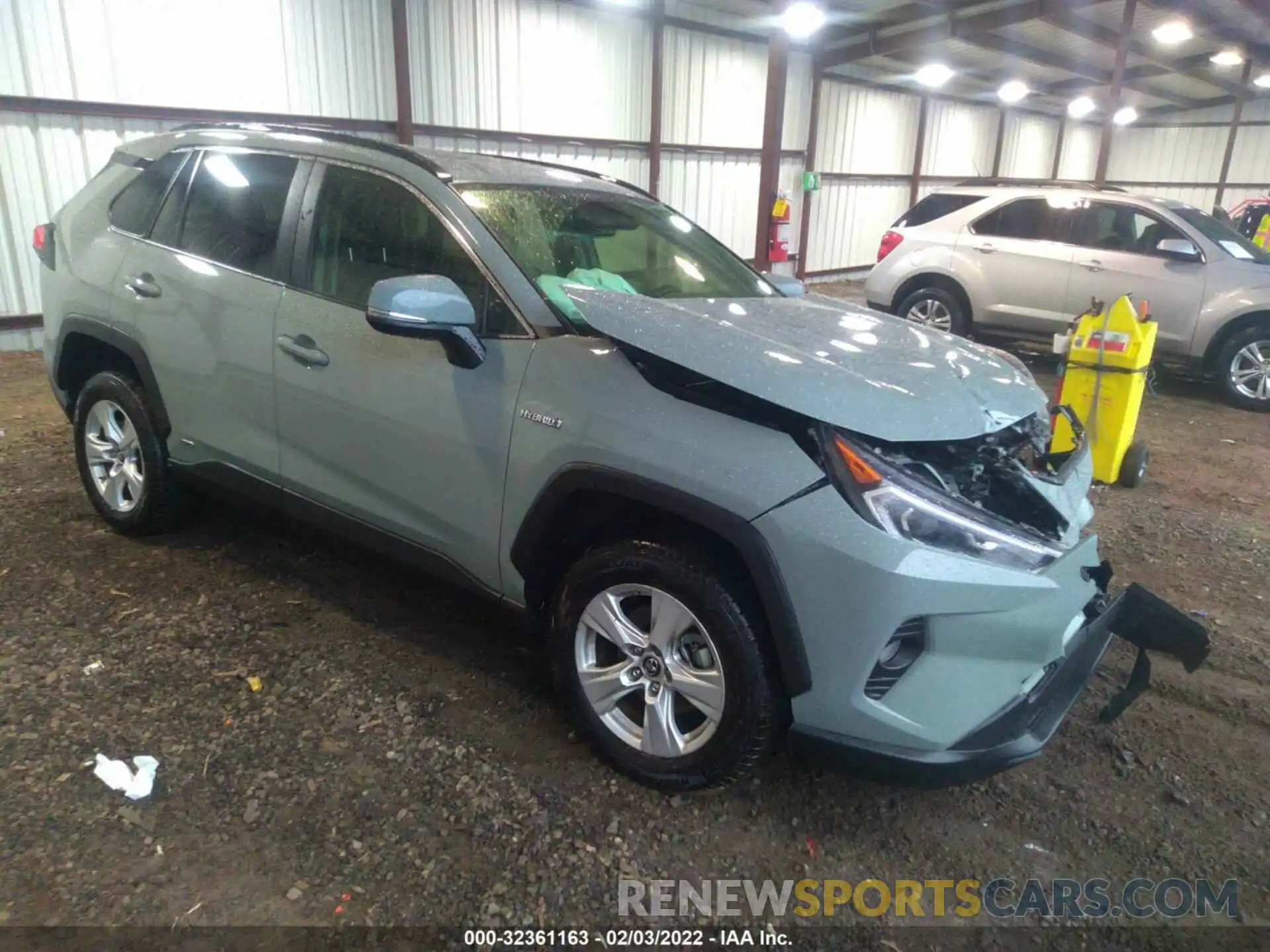 1 Photograph of a damaged car JTMRWRFV9KD009675 TOYOTA RAV4 2019