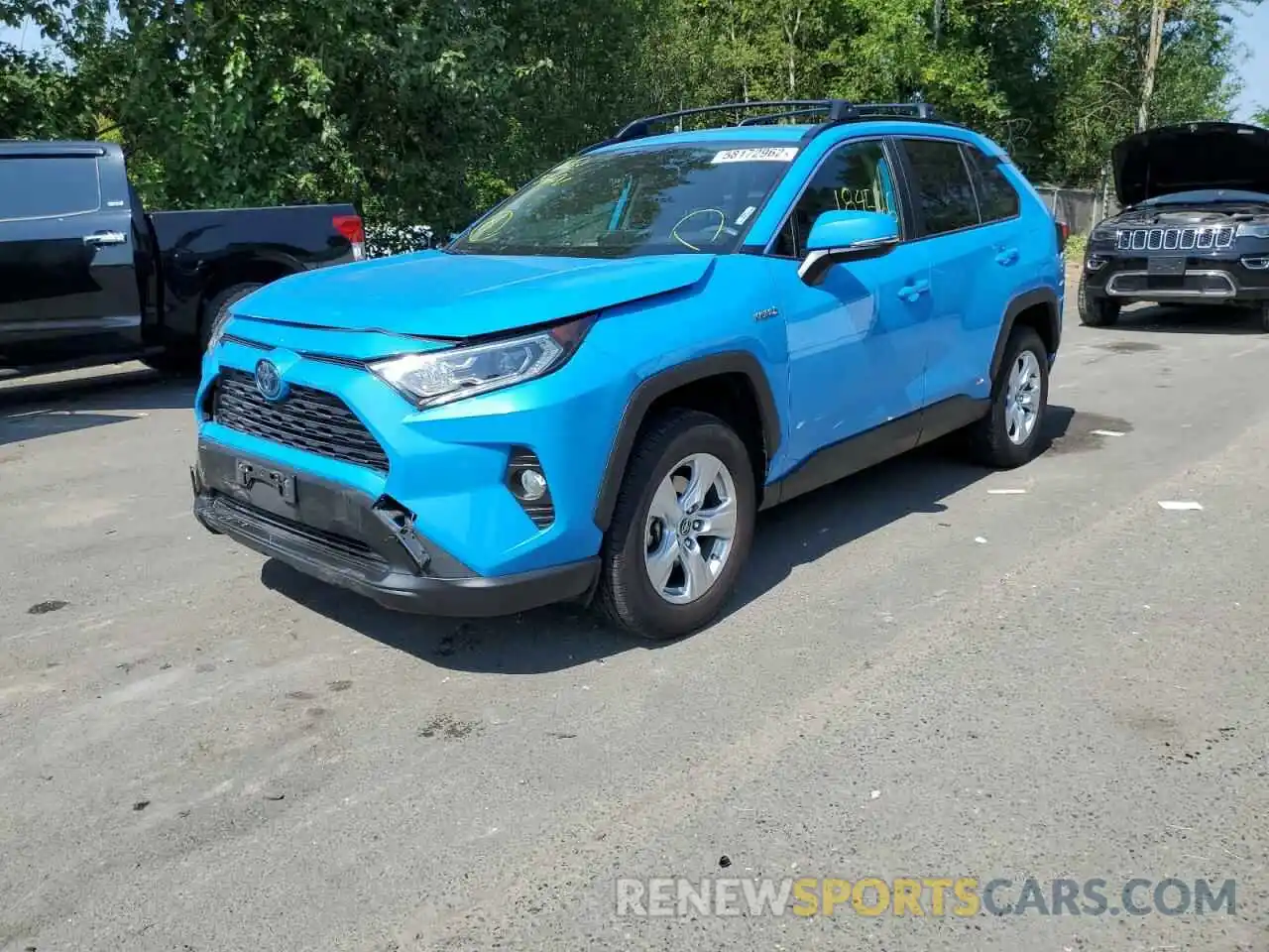 2 Photograph of a damaged car JTMRWRFV9KD009773 TOYOTA RAV4 2019