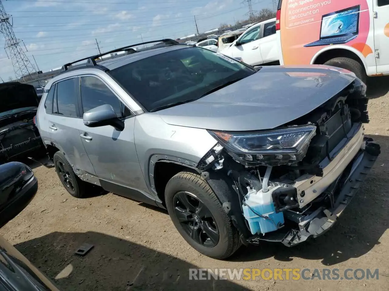 4 Photograph of a damaged car JTMRWRFVXKD010639 TOYOTA RAV4 2019