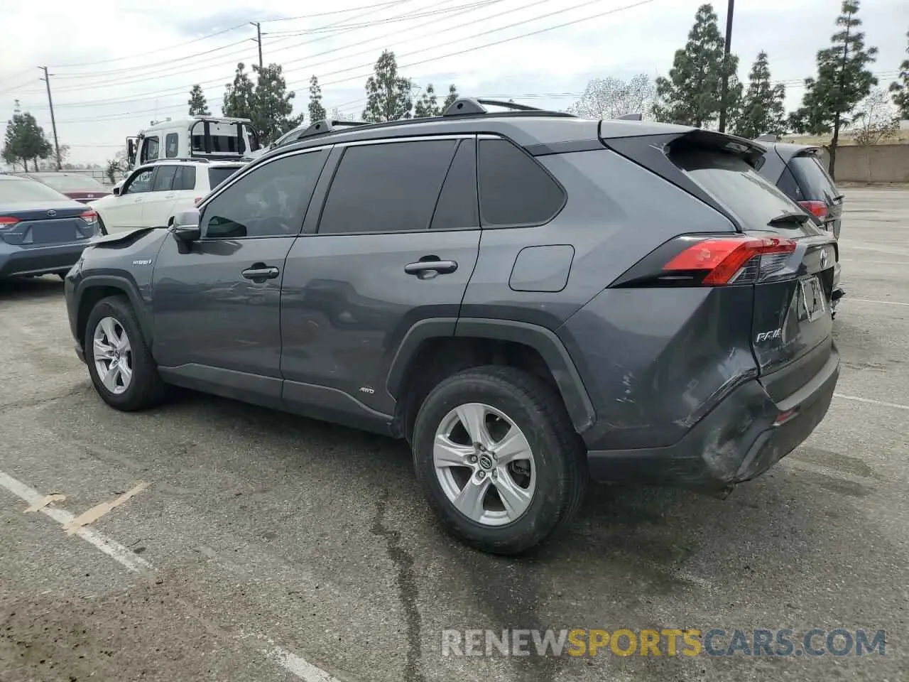 2 Photograph of a damaged car JTMRWRFVXKD015906 TOYOTA RAV4 2019
