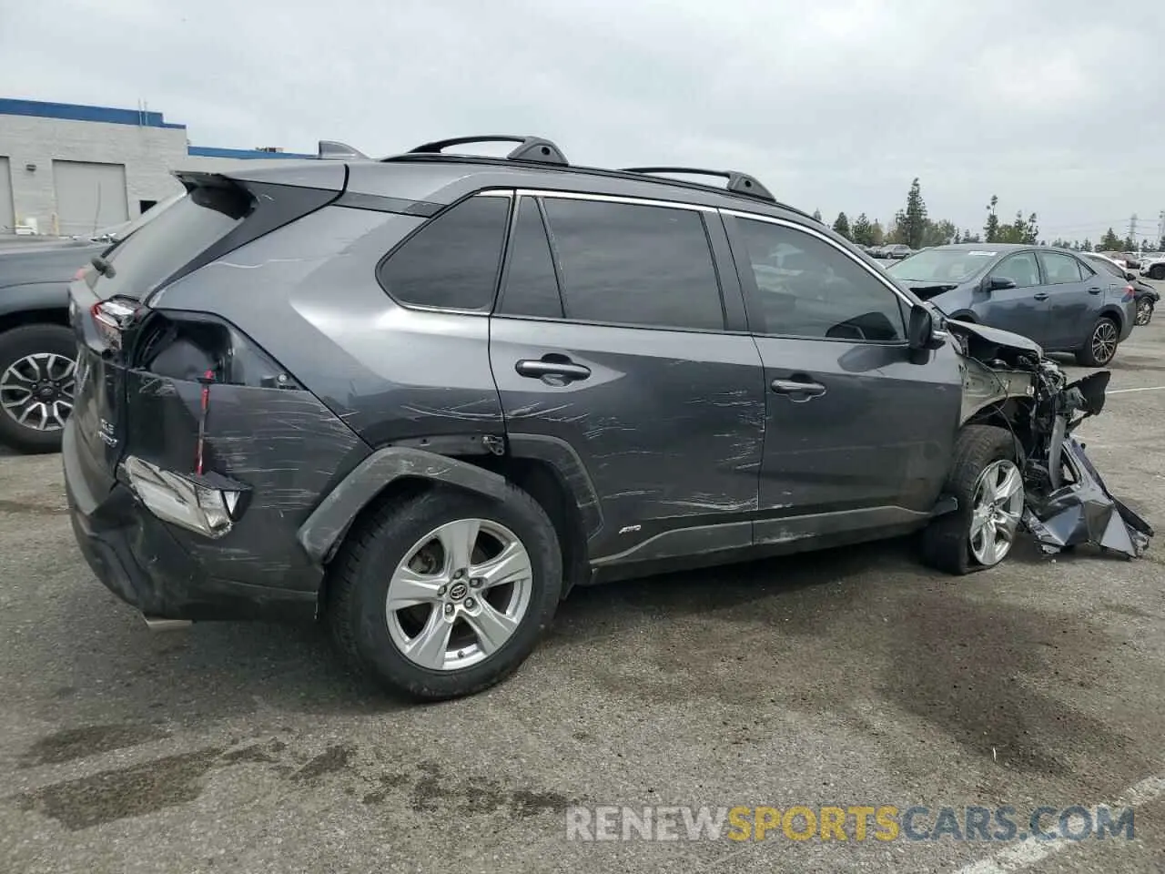 3 Photograph of a damaged car JTMRWRFVXKD015906 TOYOTA RAV4 2019
