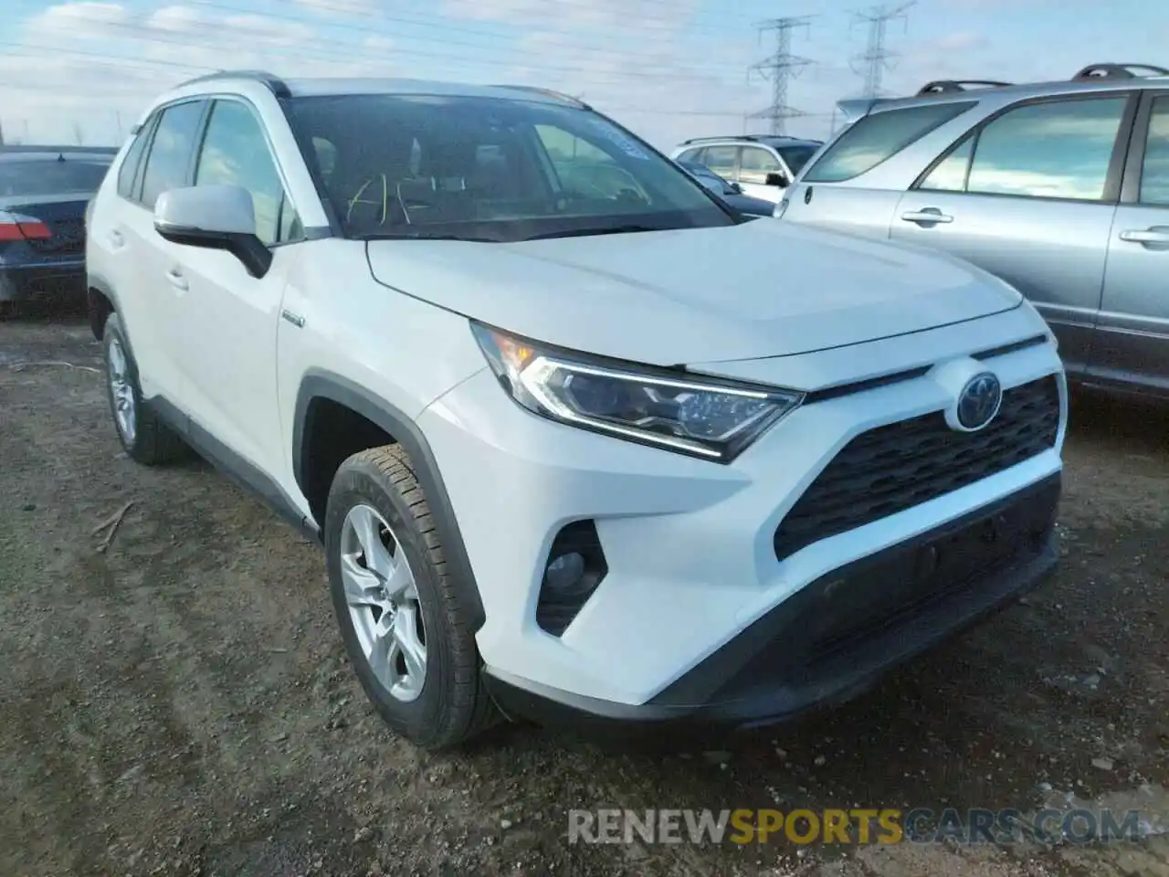 1 Photograph of a damaged car JTMRWRFVXKD025237 TOYOTA RAV4 2019