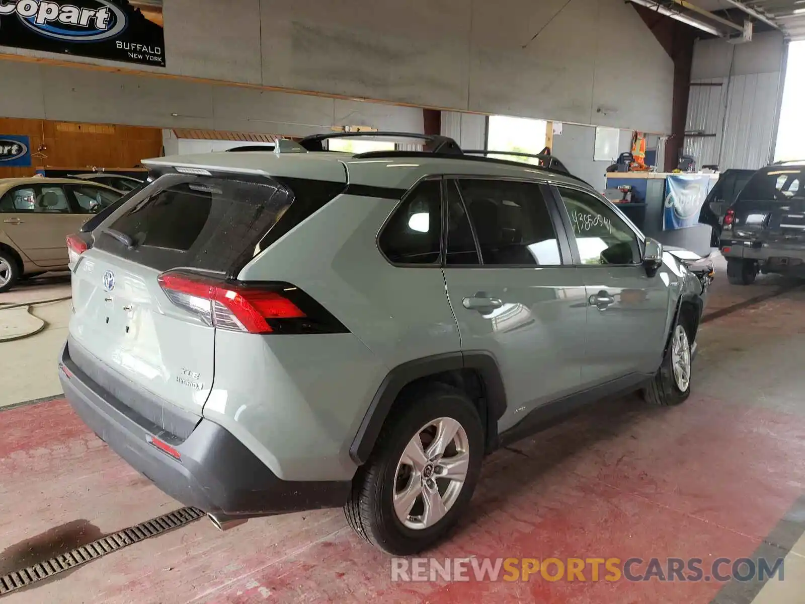 4 Photograph of a damaged car JTMRWRFVXKD026050 TOYOTA RAV4 2019