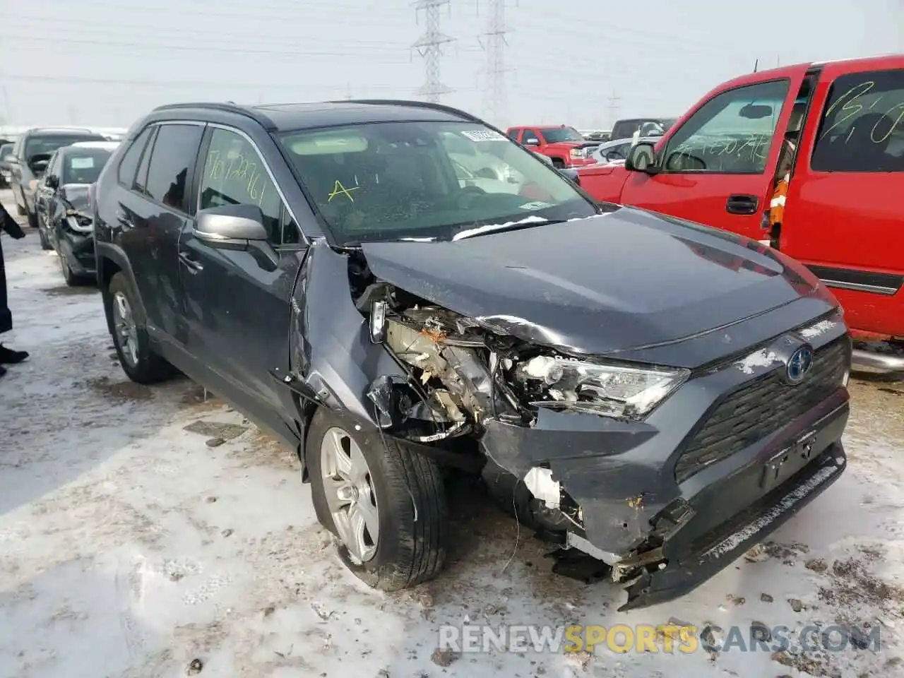 1 Photograph of a damaged car JTMRWRFVXKD501356 TOYOTA RAV4 2019