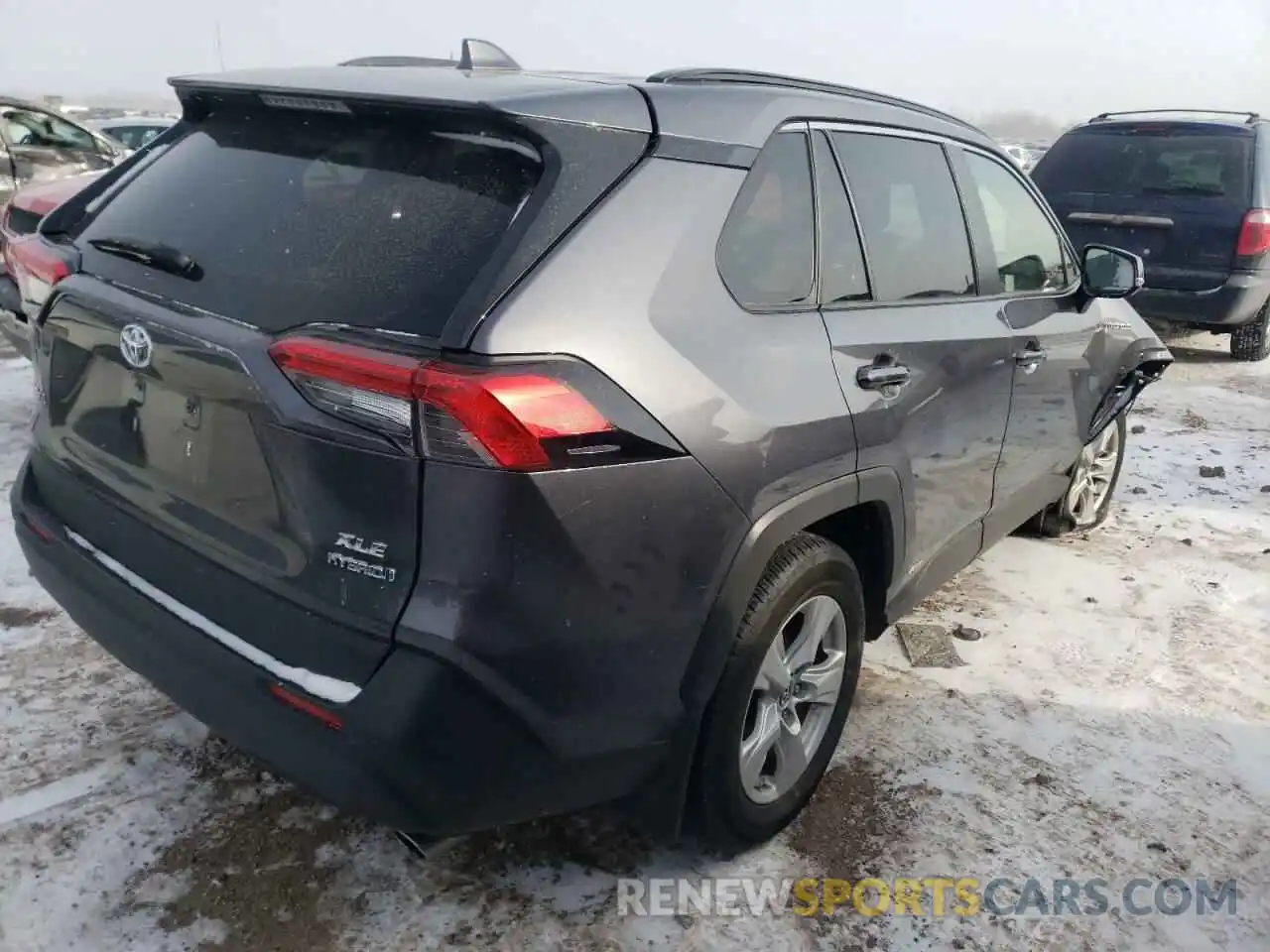 4 Photograph of a damaged car JTMRWRFVXKD501356 TOYOTA RAV4 2019