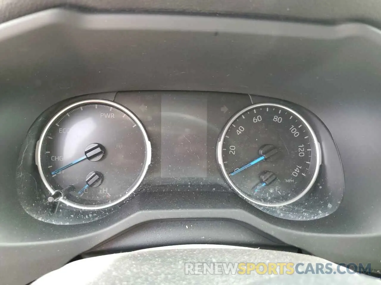 9 Photograph of a damaged car JTMRWRFVXKD516522 TOYOTA RAV4 2019
