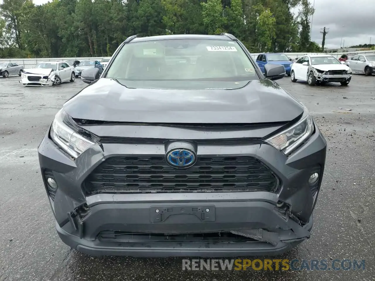 5 Photograph of a damaged car JTMRWRFVXKD517069 TOYOTA RAV4 2019