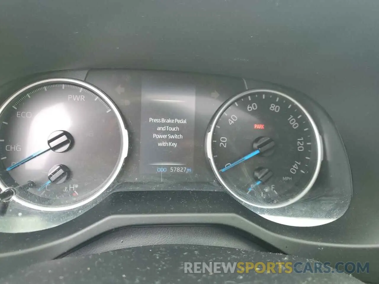 9 Photograph of a damaged car JTMRWRFVXKD517069 TOYOTA RAV4 2019