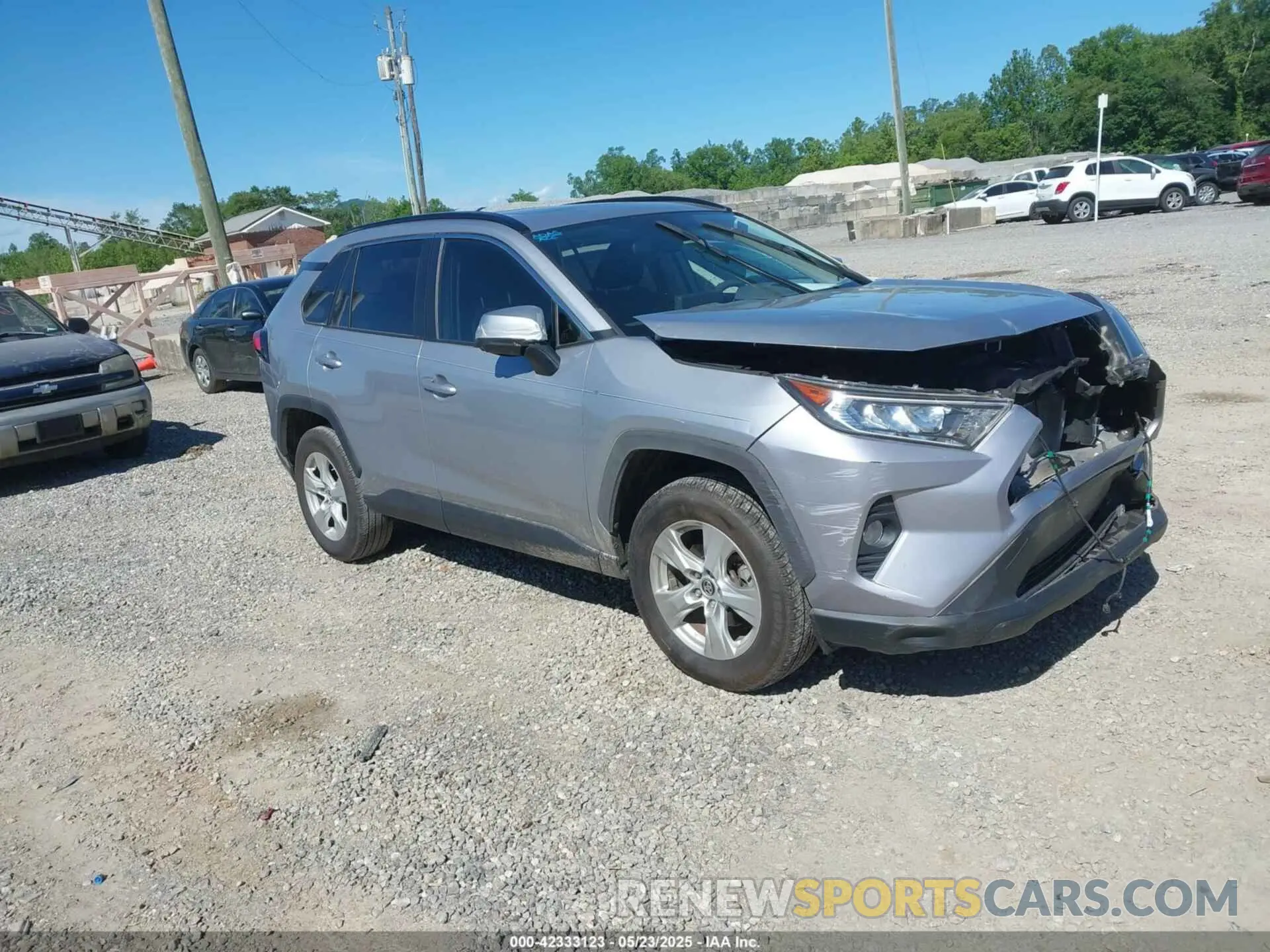 1 Photograph of a damaged car JTMW1RFV0KD008769 TOYOTA RAV4 2019