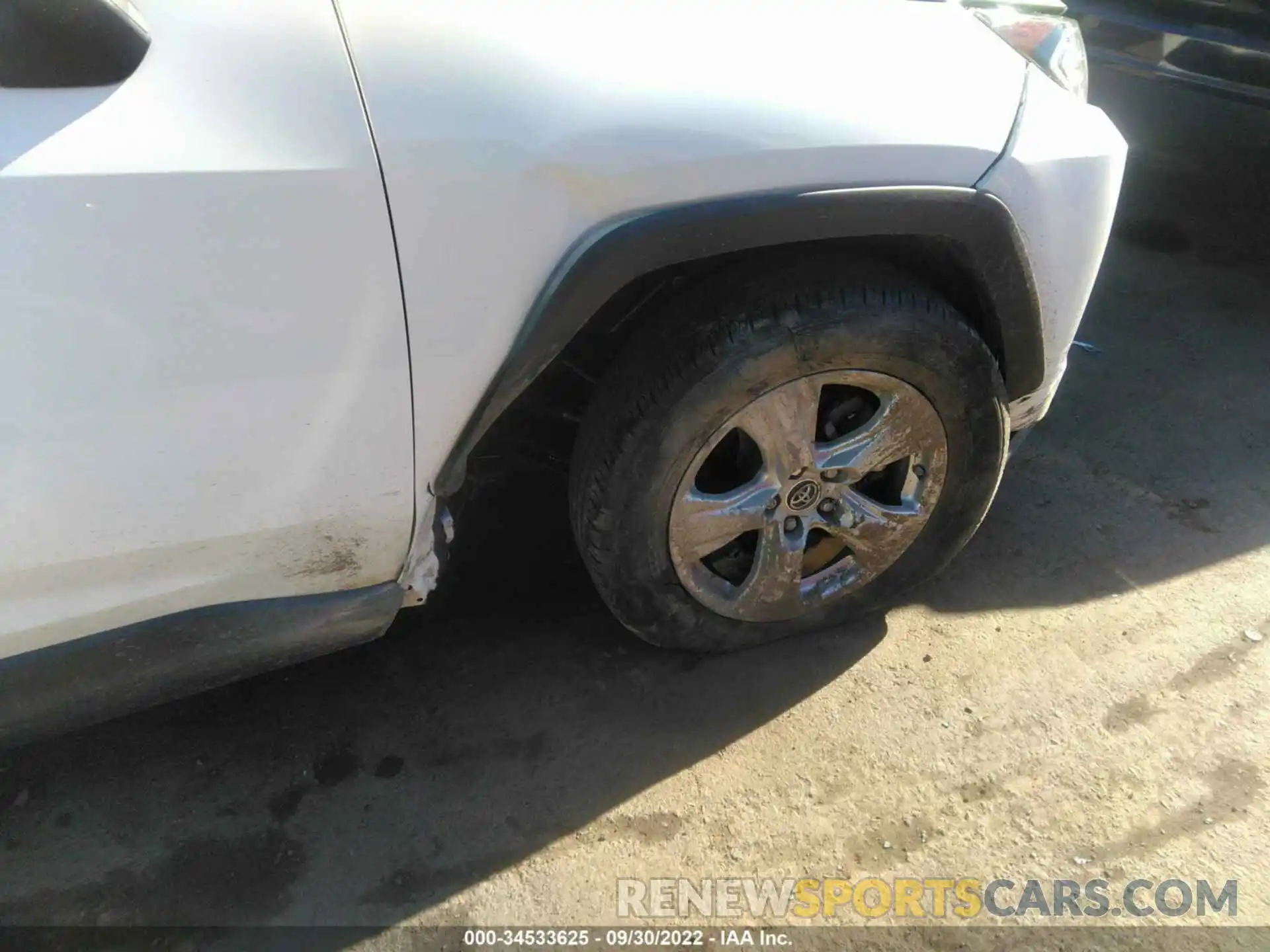 6 Photograph of a damaged car JTMW1RFV0KD024079 TOYOTA RAV4 2019