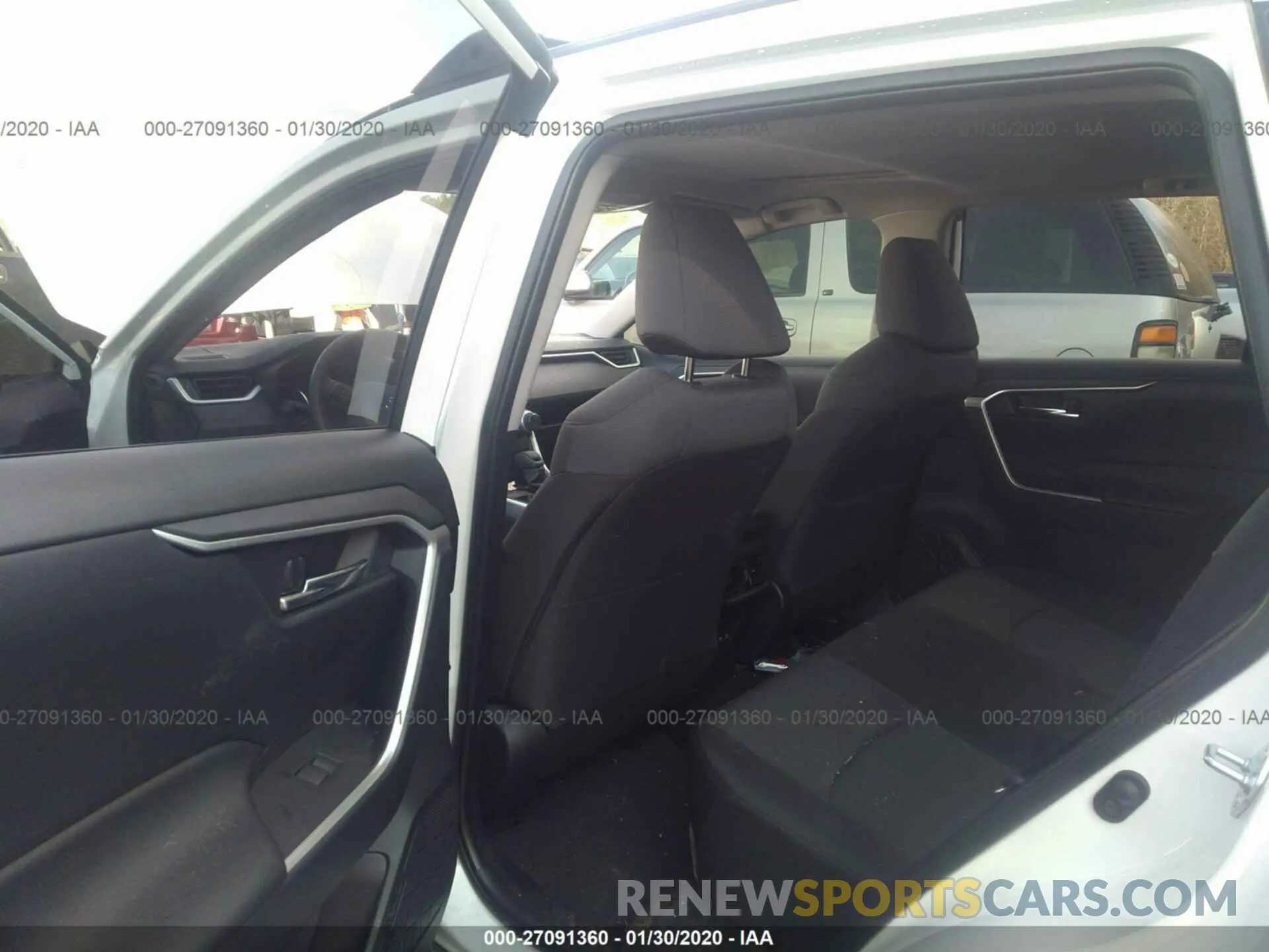 8 Photograph of a damaged car JTMW1RFV0KD035440 TOYOTA RAV4 2019
