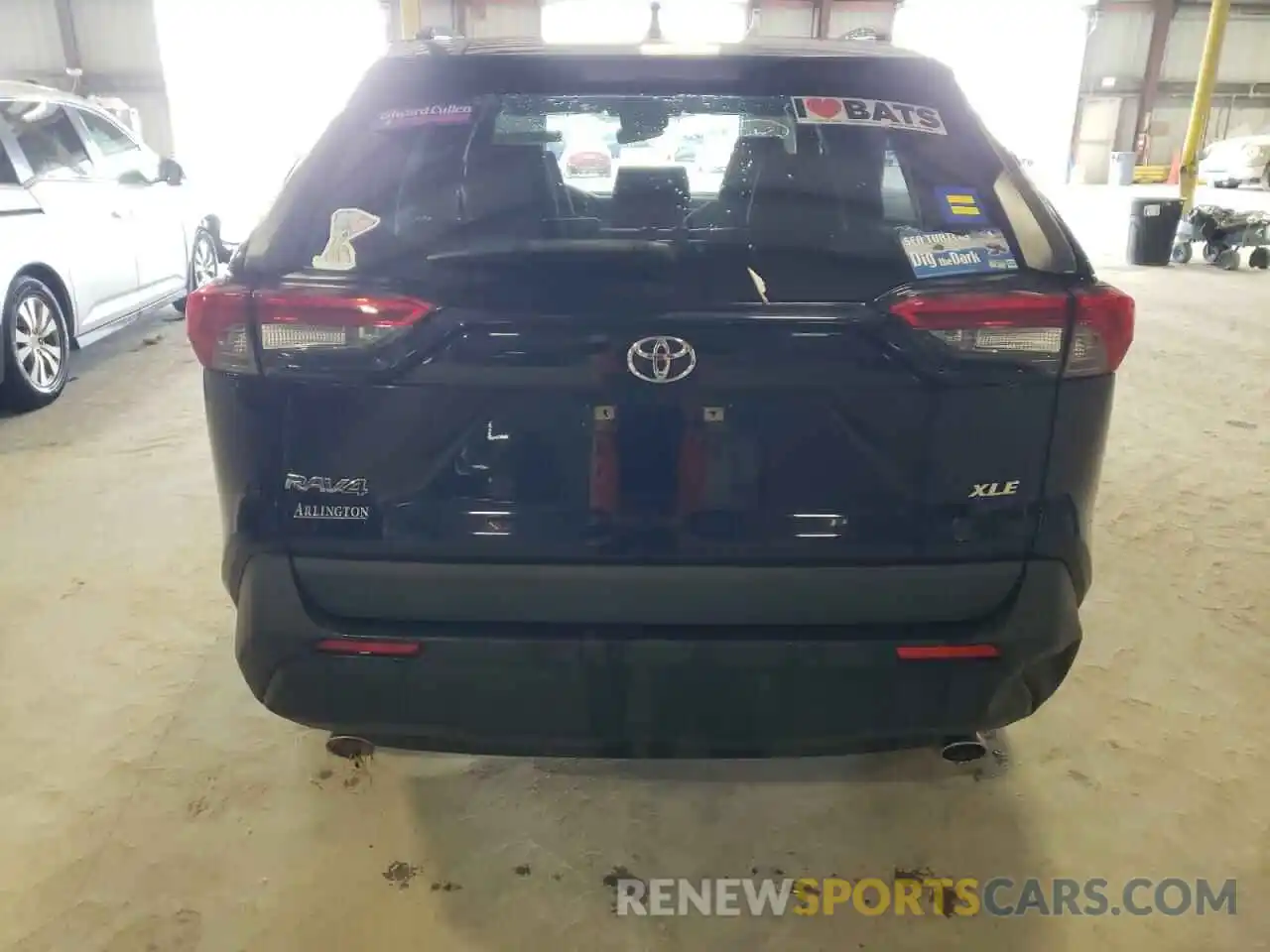 6 Photograph of a damaged car JTMW1RFV0KD501920 TOYOTA RAV4 2019