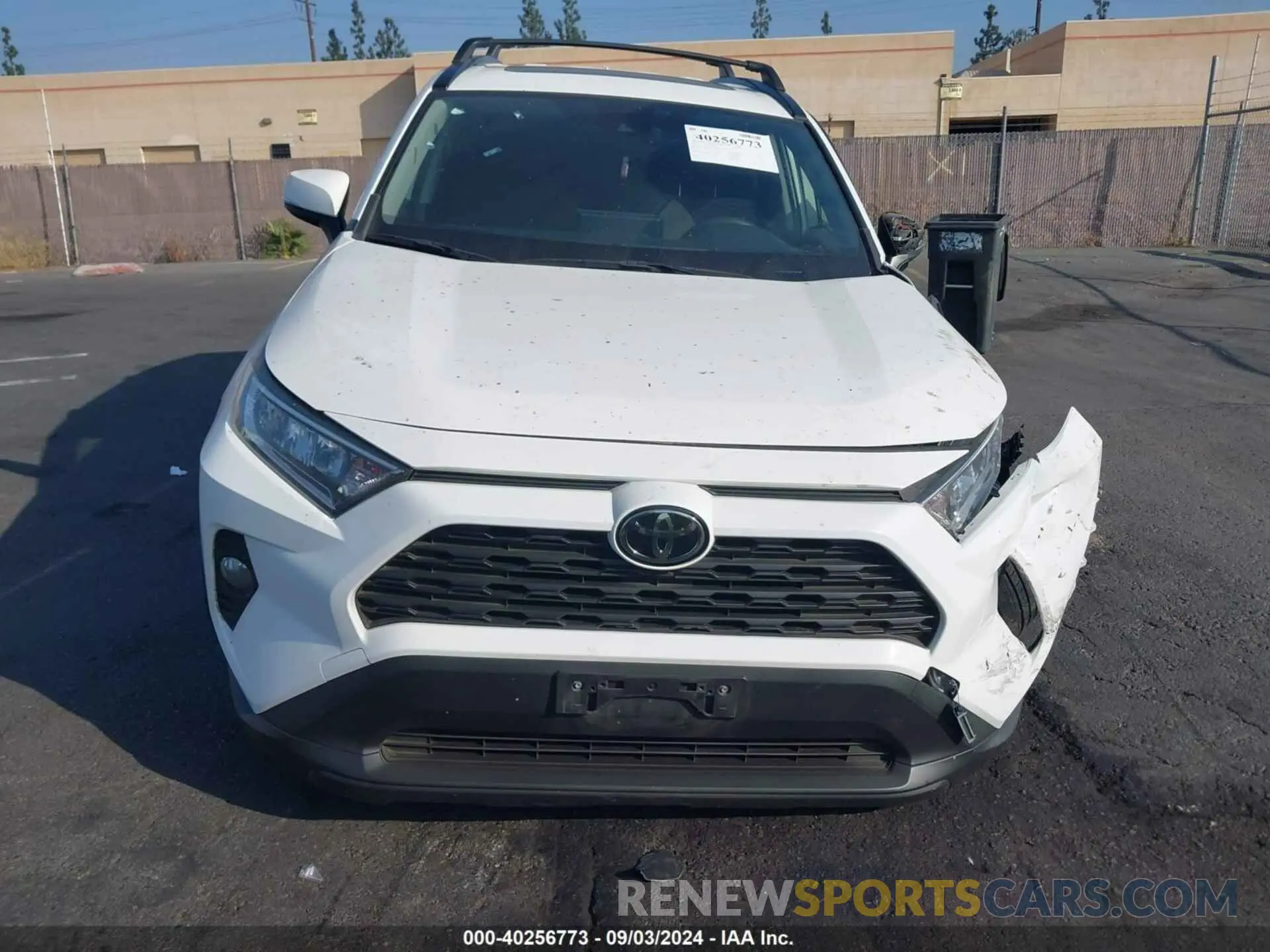 12 Photograph of a damaged car JTMW1RFV0KD513968 TOYOTA RAV4 2019