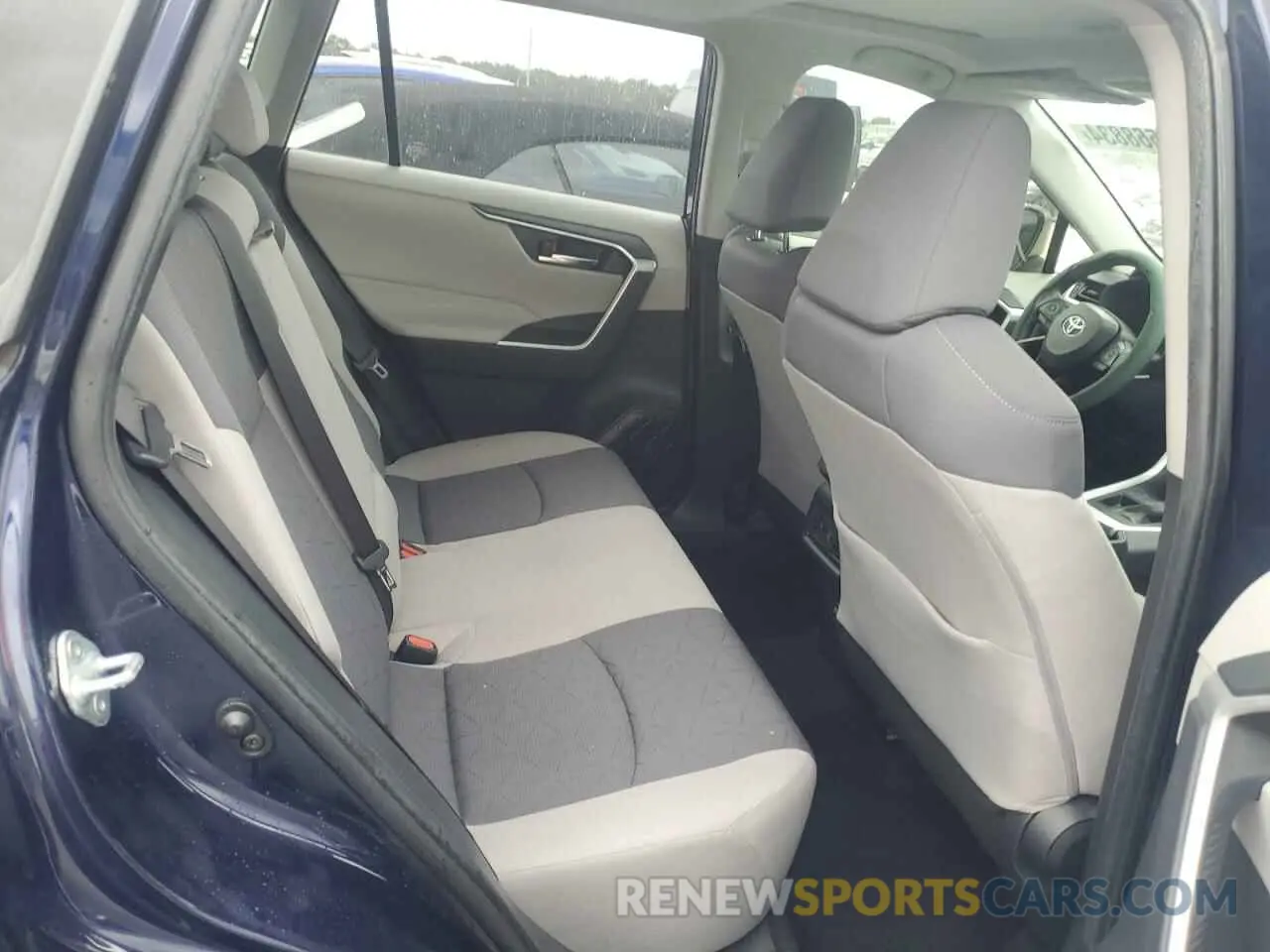 11 Photograph of a damaged car JTMW1RFV0KJ012290 TOYOTA RAV4 2019