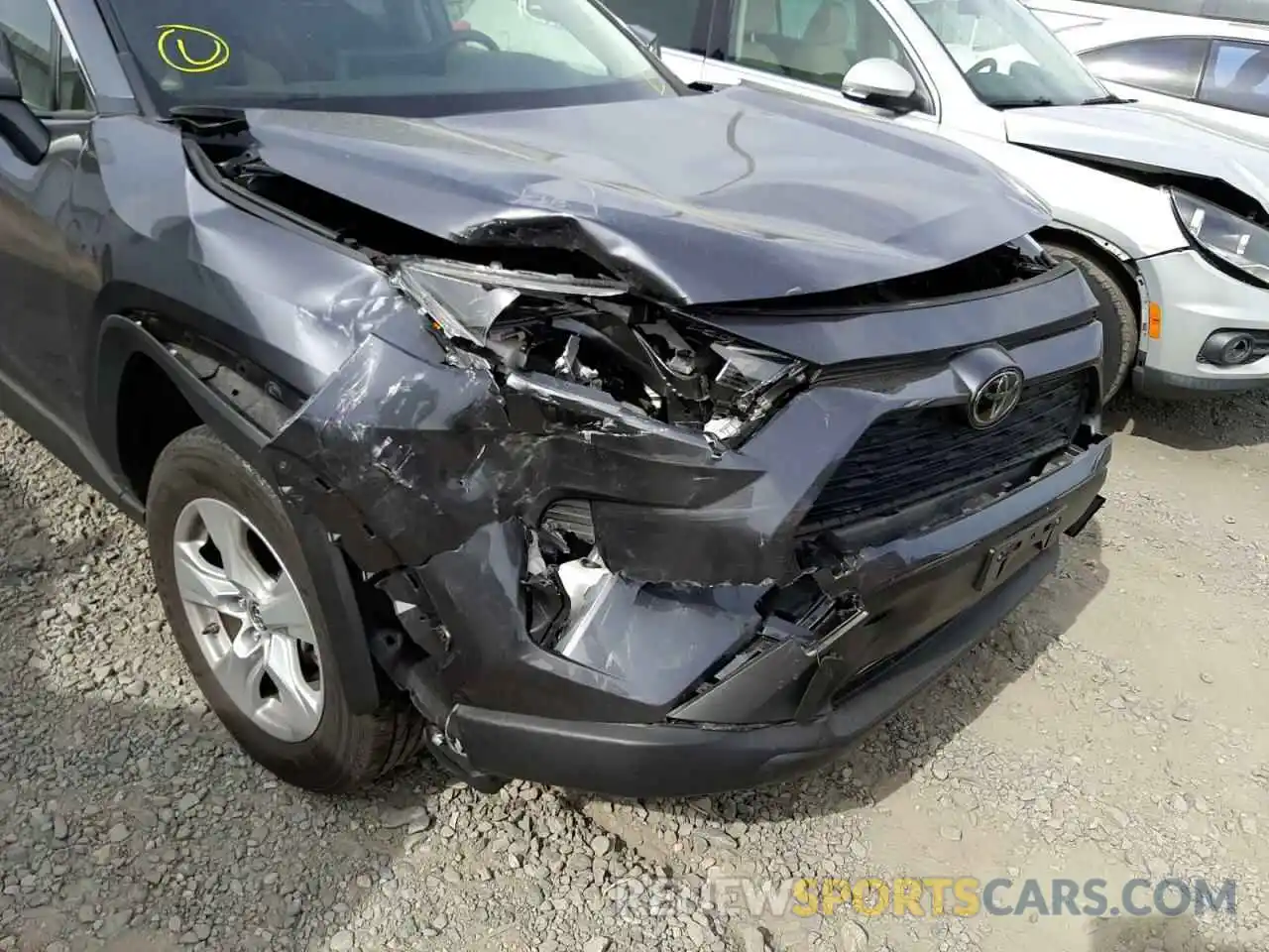 9 Photograph of a damaged car JTMW1RFV1KD009610 TOYOTA RAV4 2019