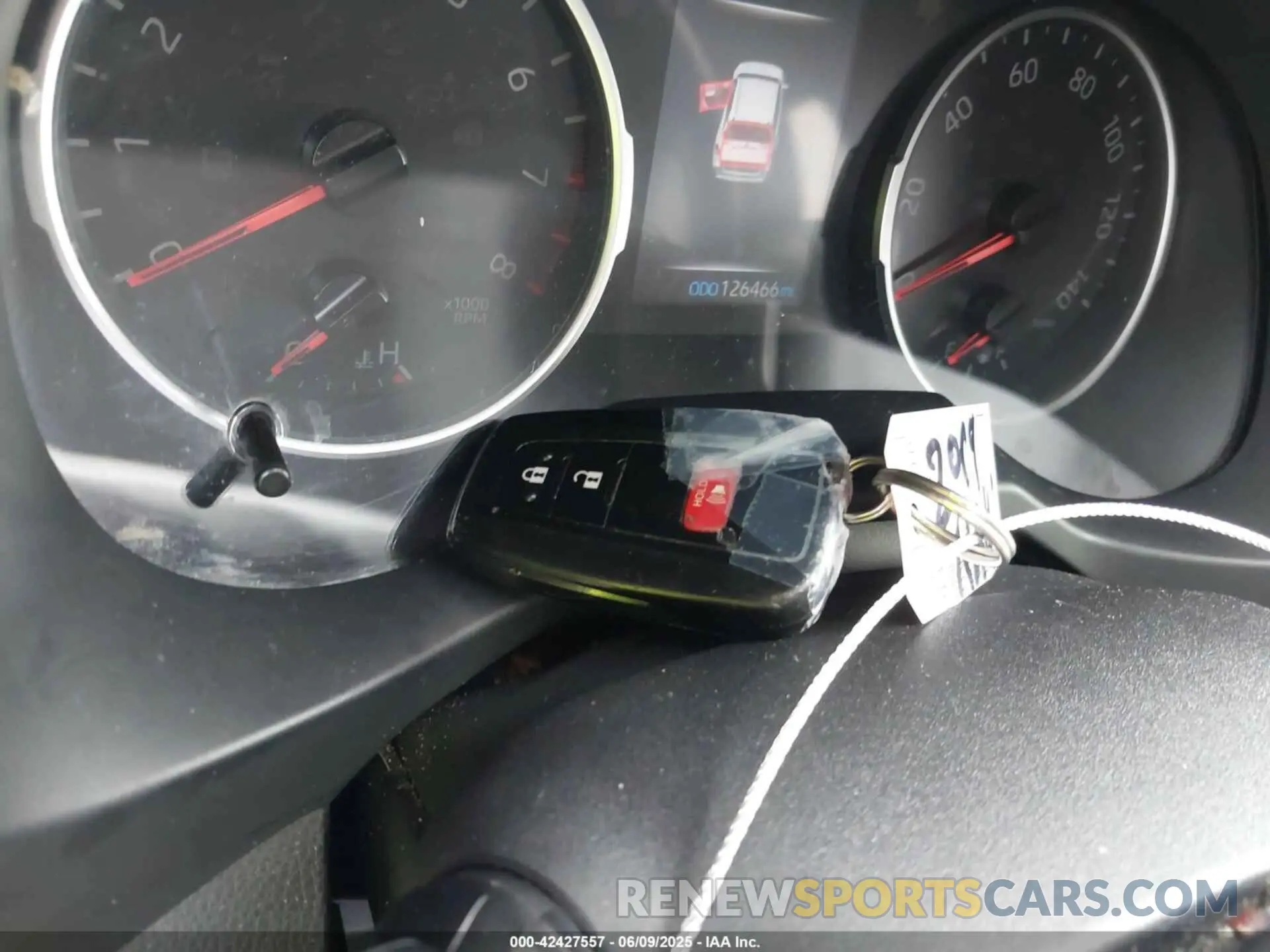 11 Photograph of a damaged car JTMW1RFV1KD505216 TOYOTA RAV4 2019