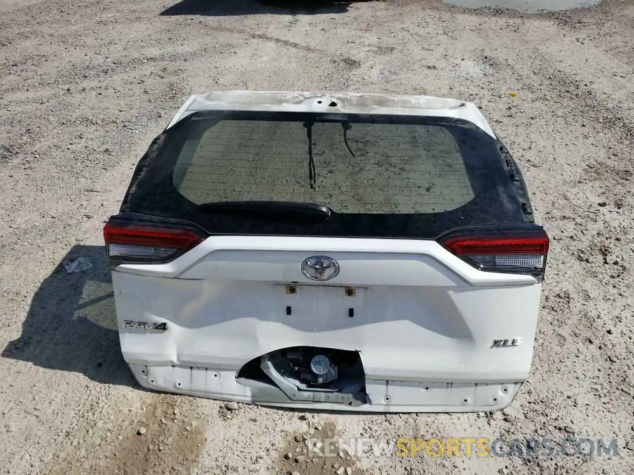 9 Photograph of a damaged car JTMW1RFV2KD004349 TOYOTA RAV4 2019