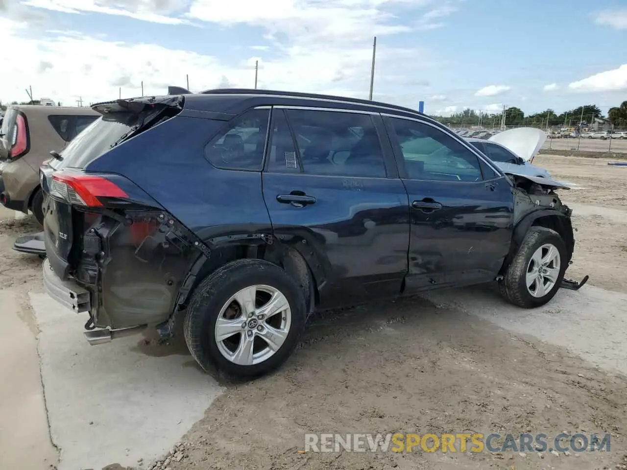 3 Photograph of a damaged car JTMW1RFV2KD012662 TOYOTA RAV4 2019