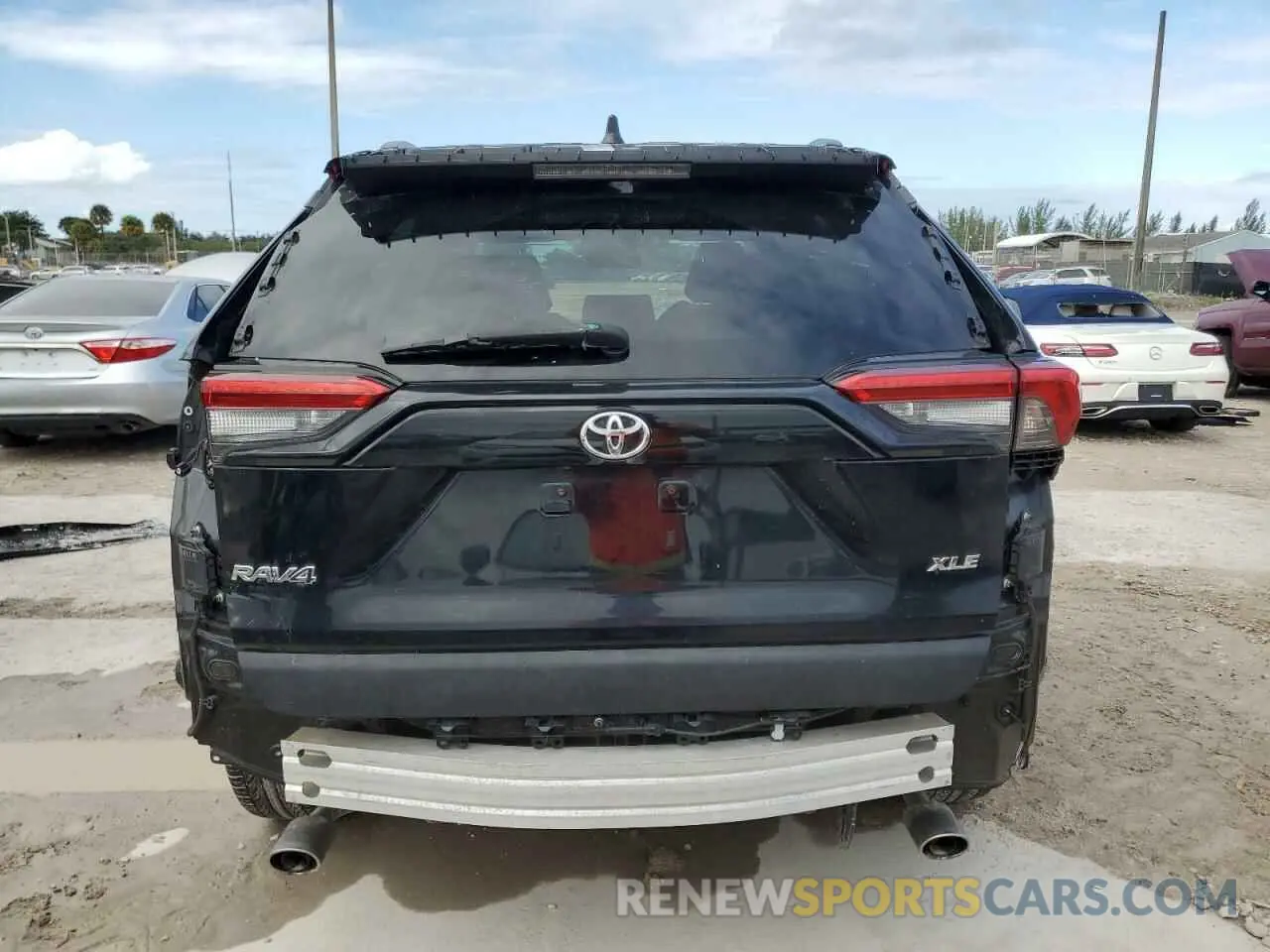 6 Photograph of a damaged car JTMW1RFV2KD012662 TOYOTA RAV4 2019