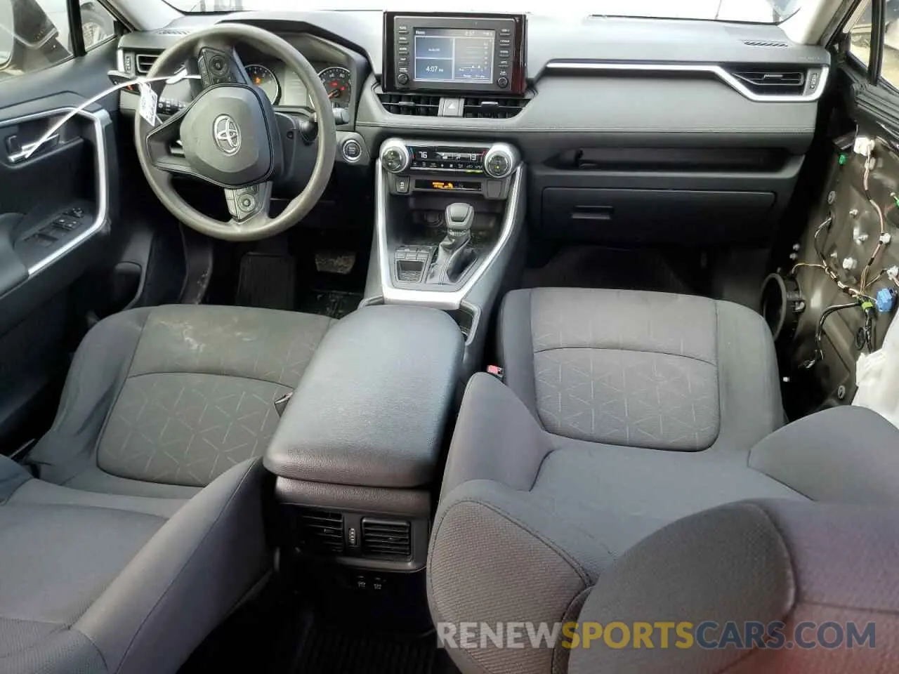 8 Photograph of a damaged car JTMW1RFV2KD012662 TOYOTA RAV4 2019