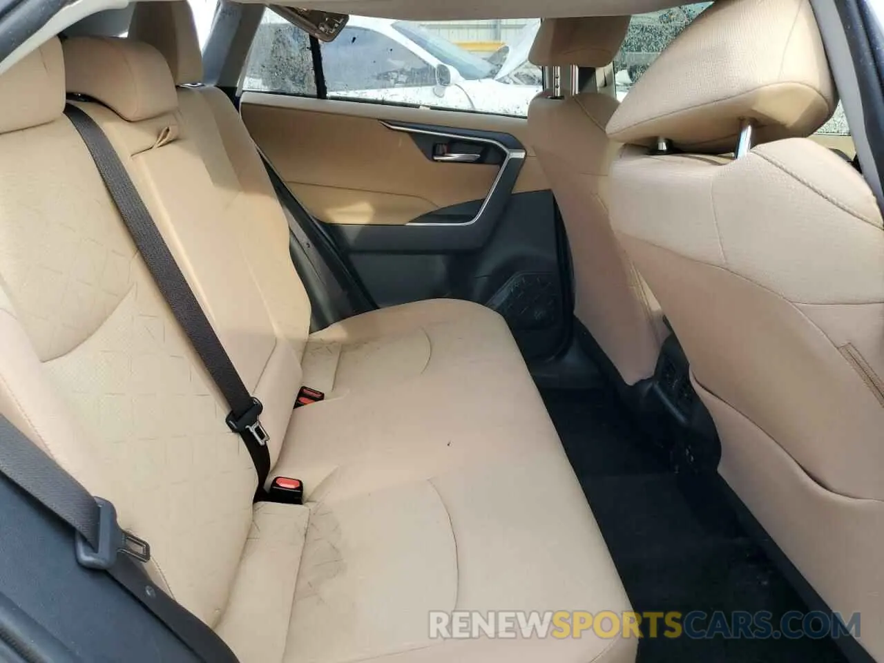 11 Photograph of a damaged car JTMW1RFV2KD019918 TOYOTA RAV4 2019