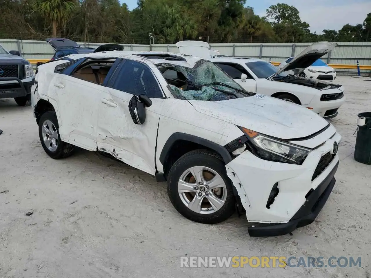 4 Photograph of a damaged car JTMW1RFV2KD019918 TOYOTA RAV4 2019