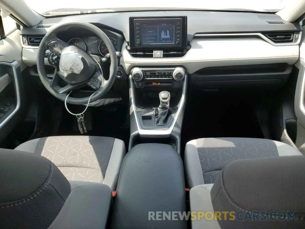 8 Photograph of a damaged car JTMW1RFV2KD029087 TOYOTA RAV4 2019