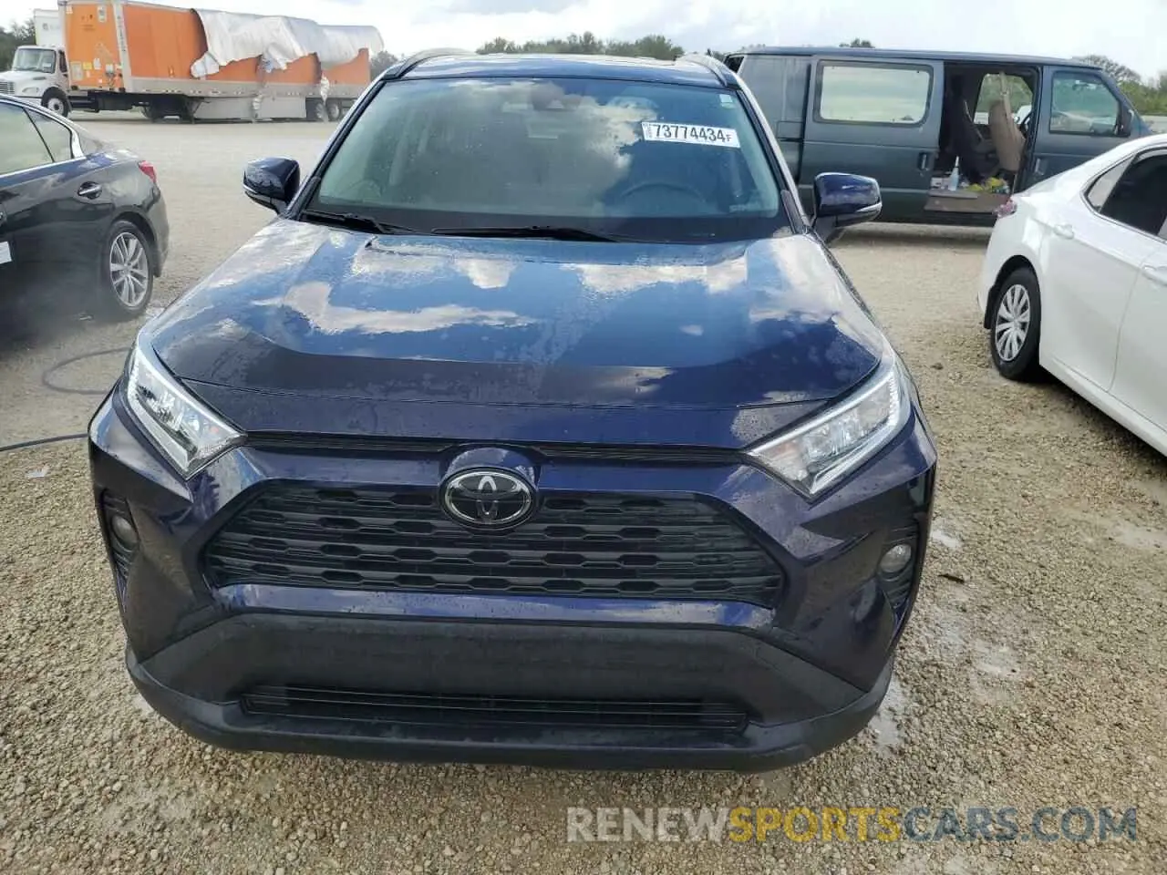 5 Photograph of a damaged car JTMW1RFV2KD037819 TOYOTA RAV4 2019