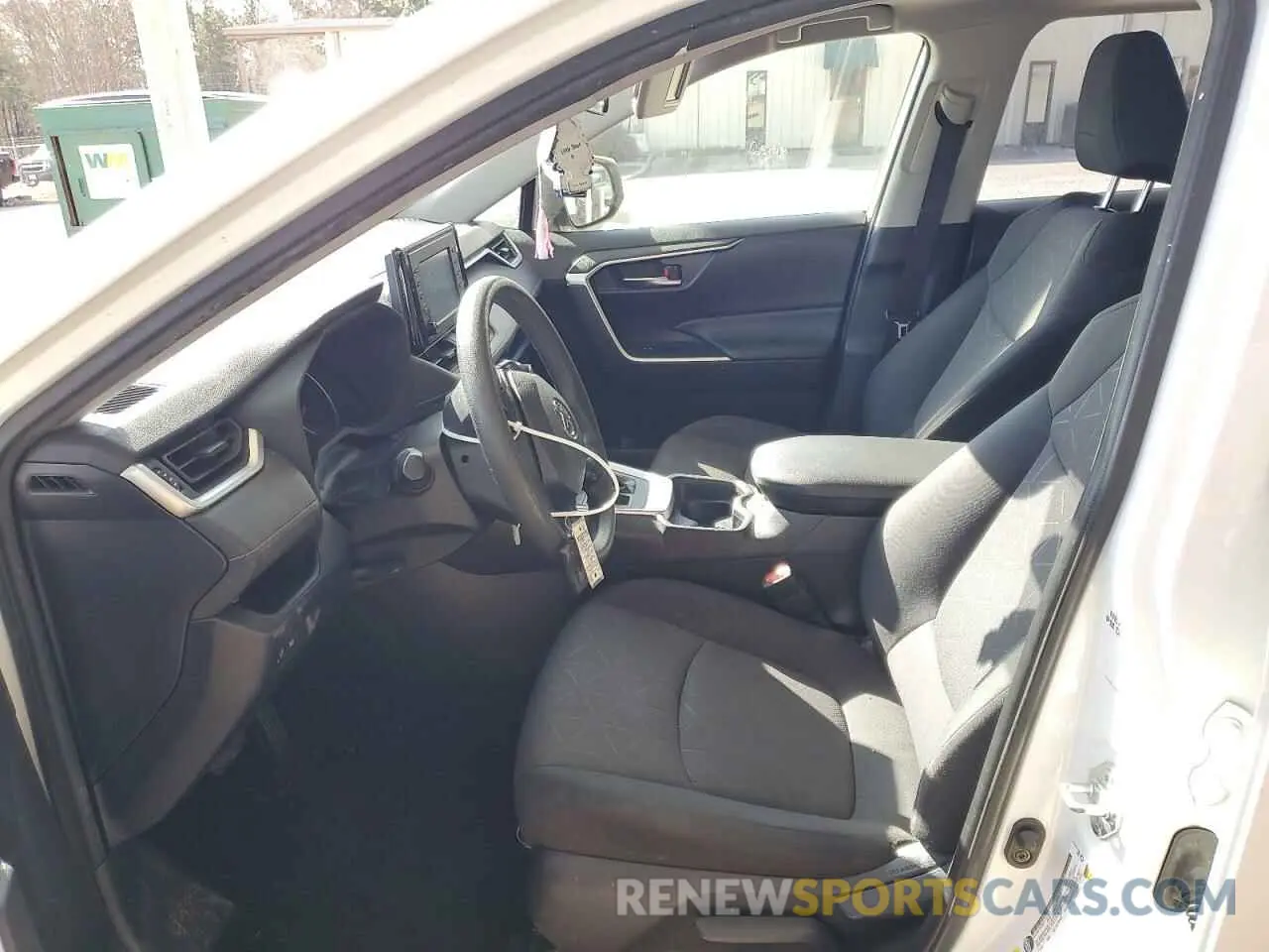 7 Photograph of a damaged car JTMW1RFV2KD500154 TOYOTA RAV4 2019