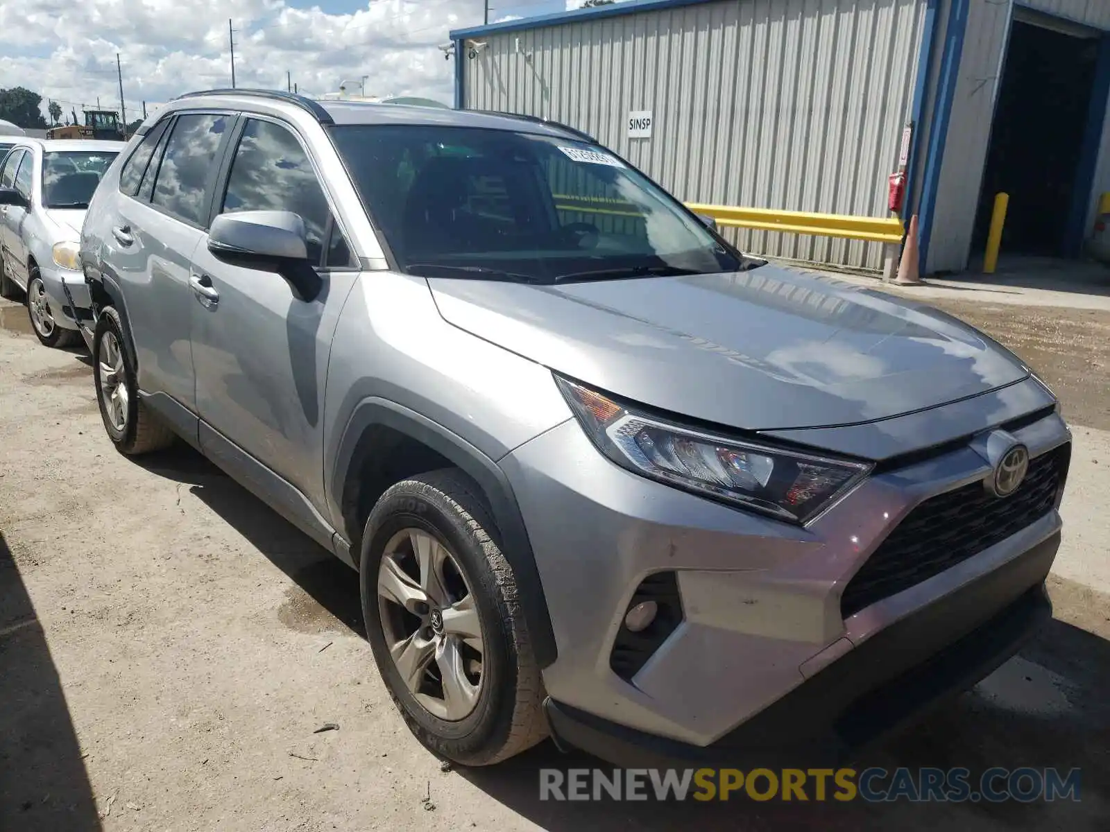 1 Photograph of a damaged car JTMW1RFV3KD014050 TOYOTA RAV4 2019