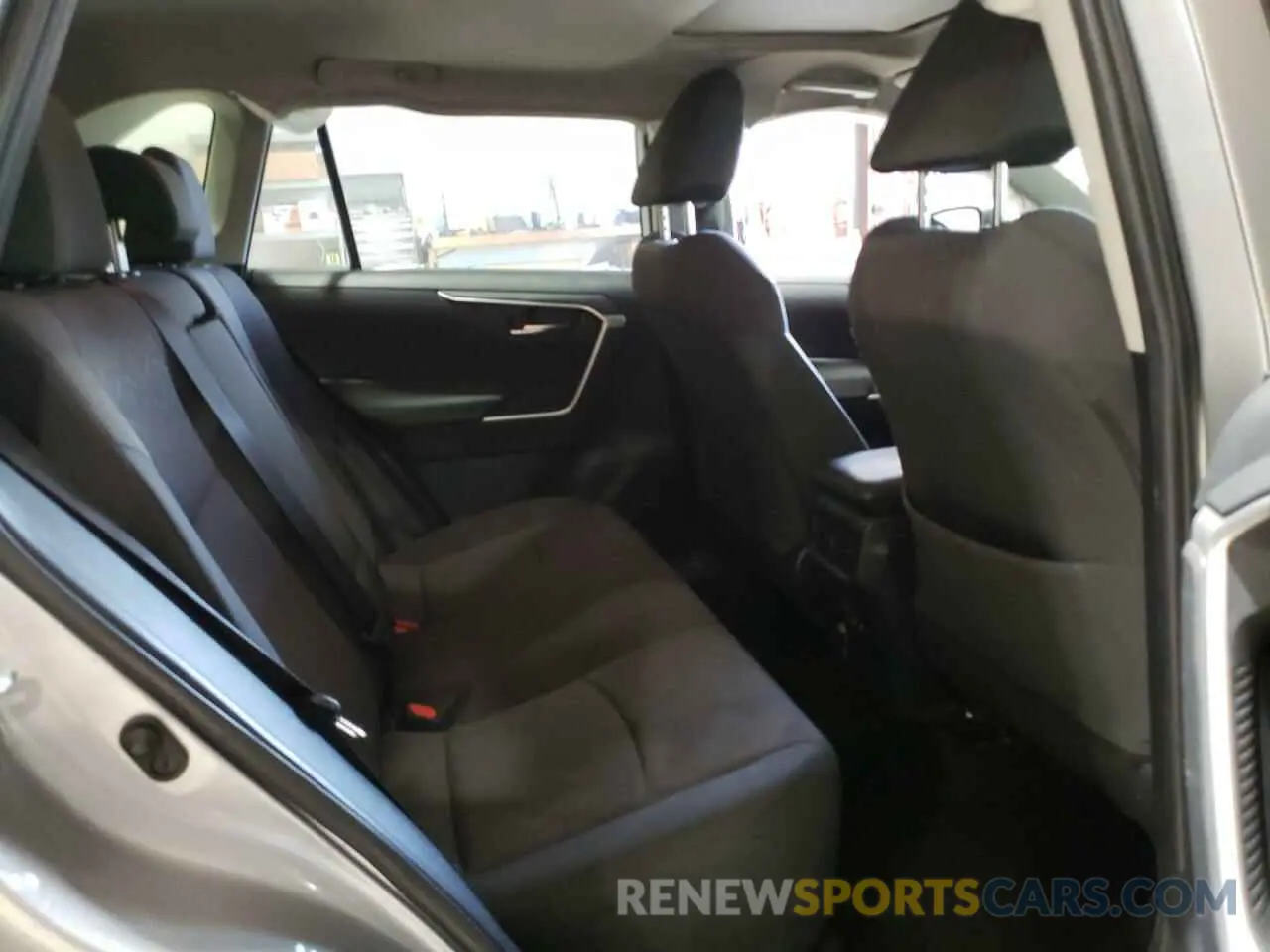 11 Photograph of a damaged car JTMW1RFV3KD014436 TOYOTA RAV4 2019