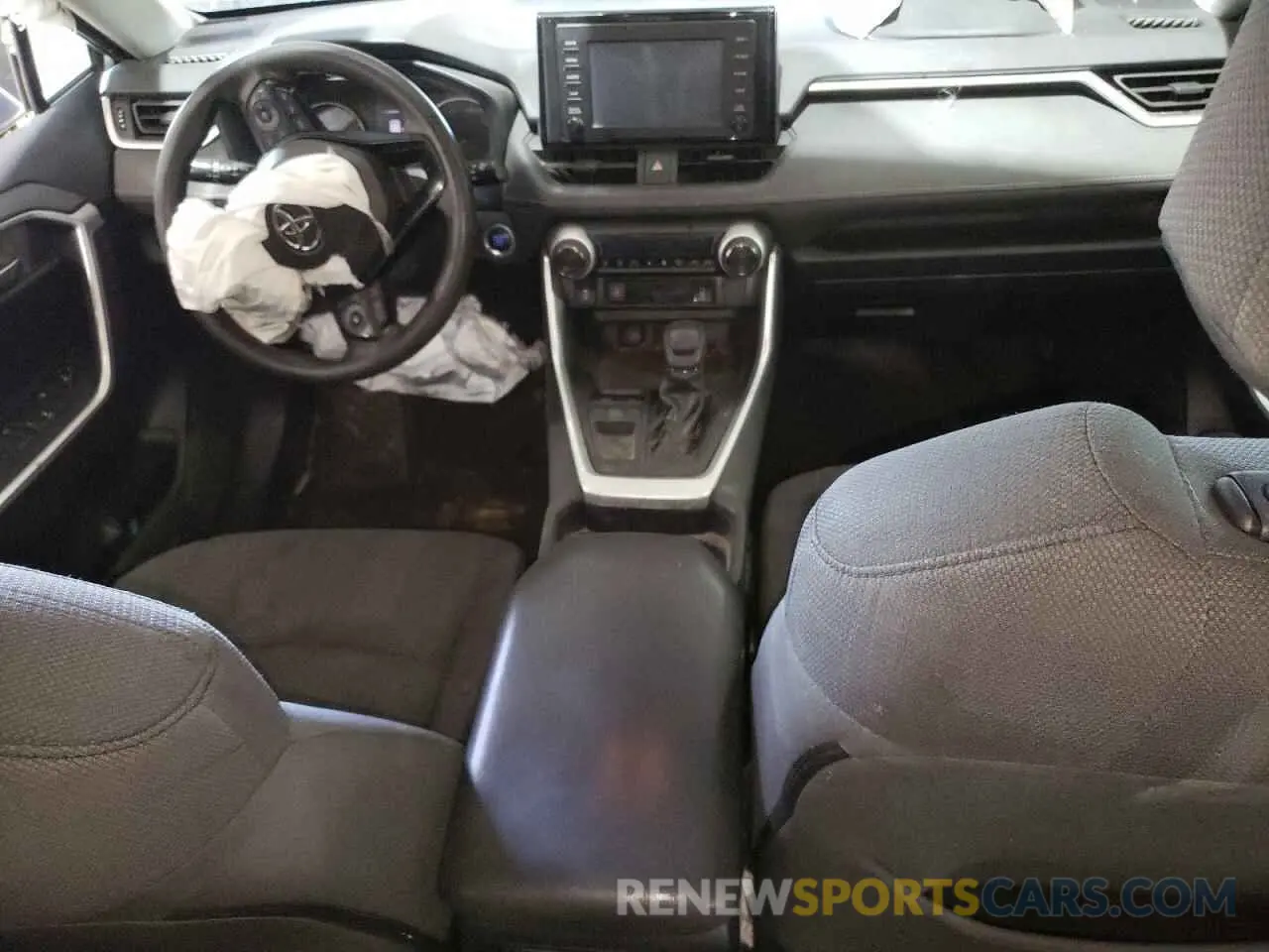 8 Photograph of a damaged car JTMW1RFV3KD014436 TOYOTA RAV4 2019