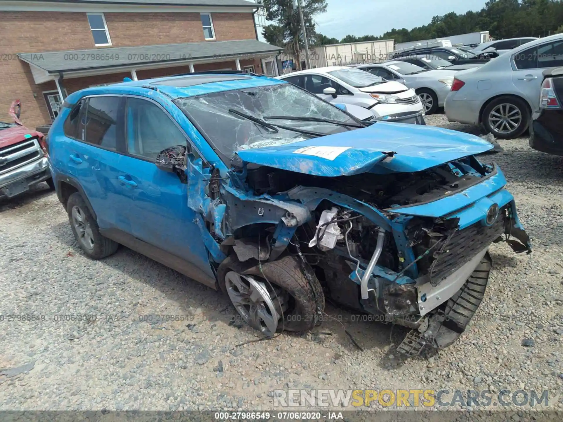 1 Photograph of a damaged car JTMW1RFV3KD019913 TOYOTA RAV4 2019