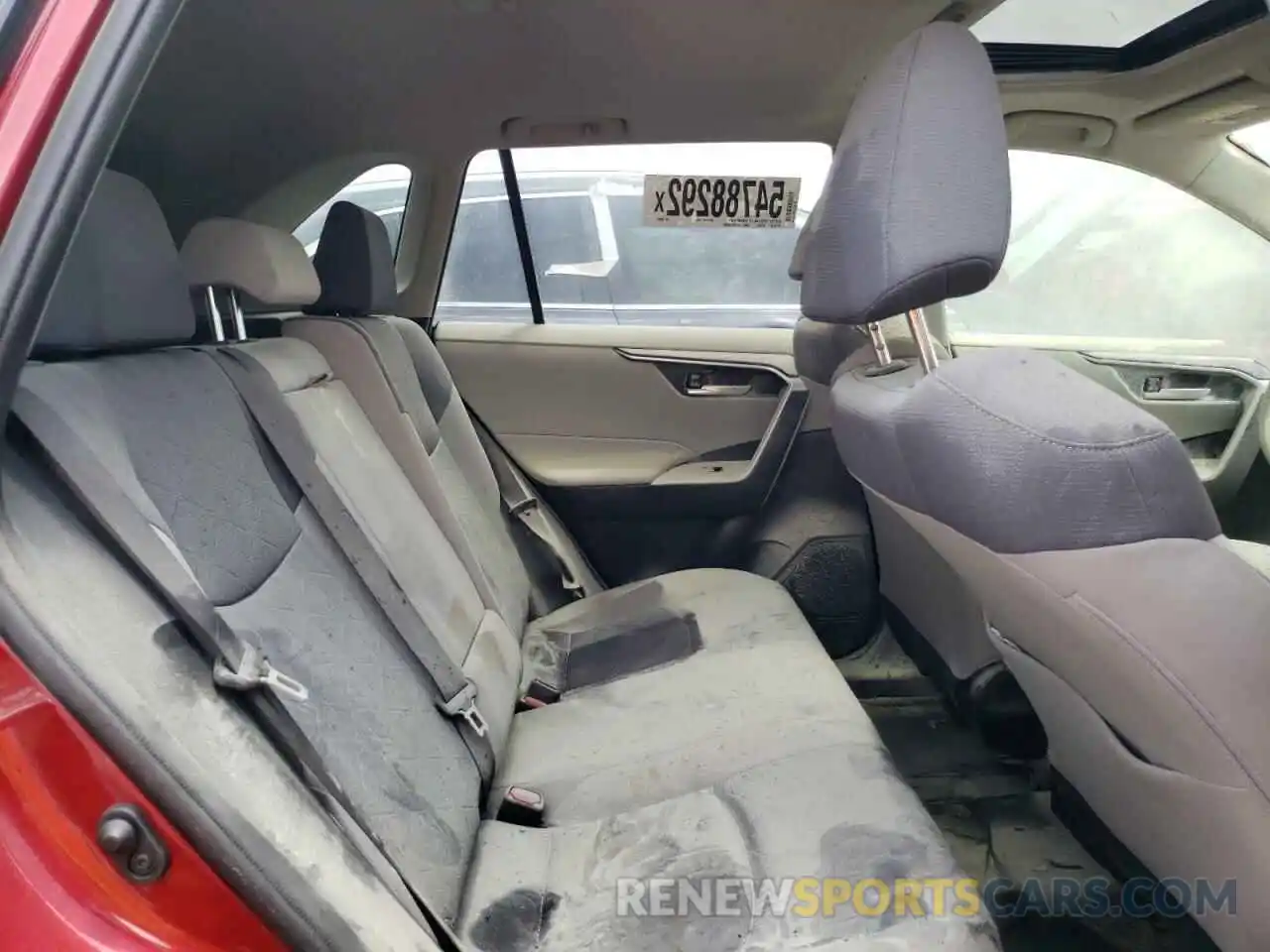 6 Photograph of a damaged car JTMW1RFV3KD024657 TOYOTA RAV4 2019