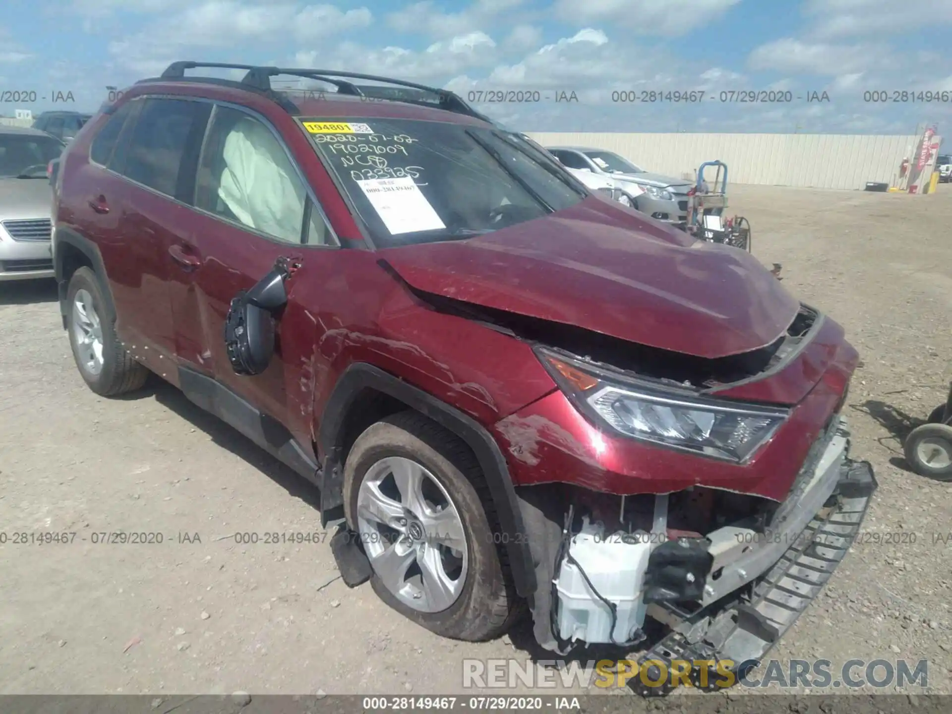 1 Photograph of a damaged car JTMW1RFV3KD033925 TOYOTA RAV4 2019