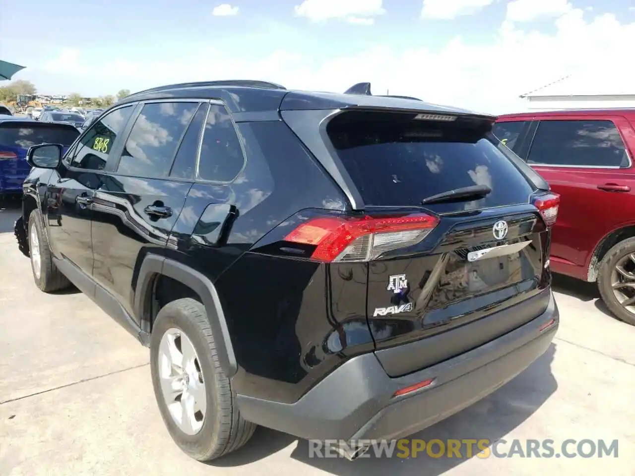 3 Photograph of a damaged car JTMW1RFV3KJ011859 TOYOTA RAV4 2019