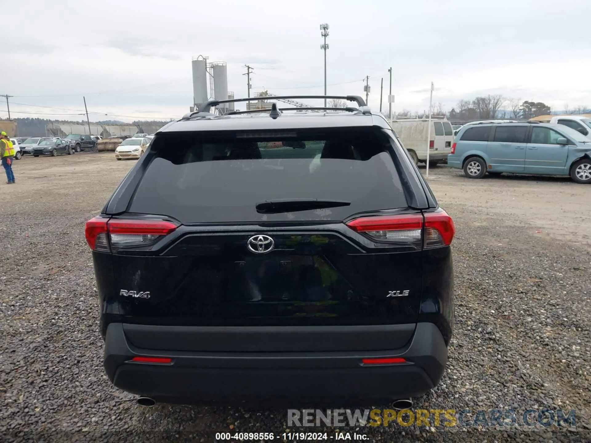 16 Photograph of a damaged car JTMW1RFV4KD011643 TOYOTA RAV4 2019