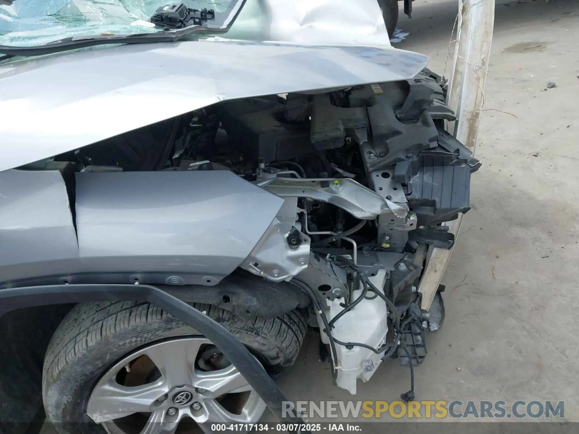 6 Photograph of a damaged car JTMW1RFV4KD022612 TOYOTA RAV4 2019