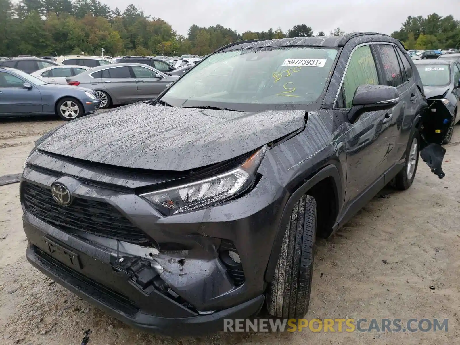 2 Photograph of a damaged car JTMW1RFV4KD506358 TOYOTA RAV4 2019