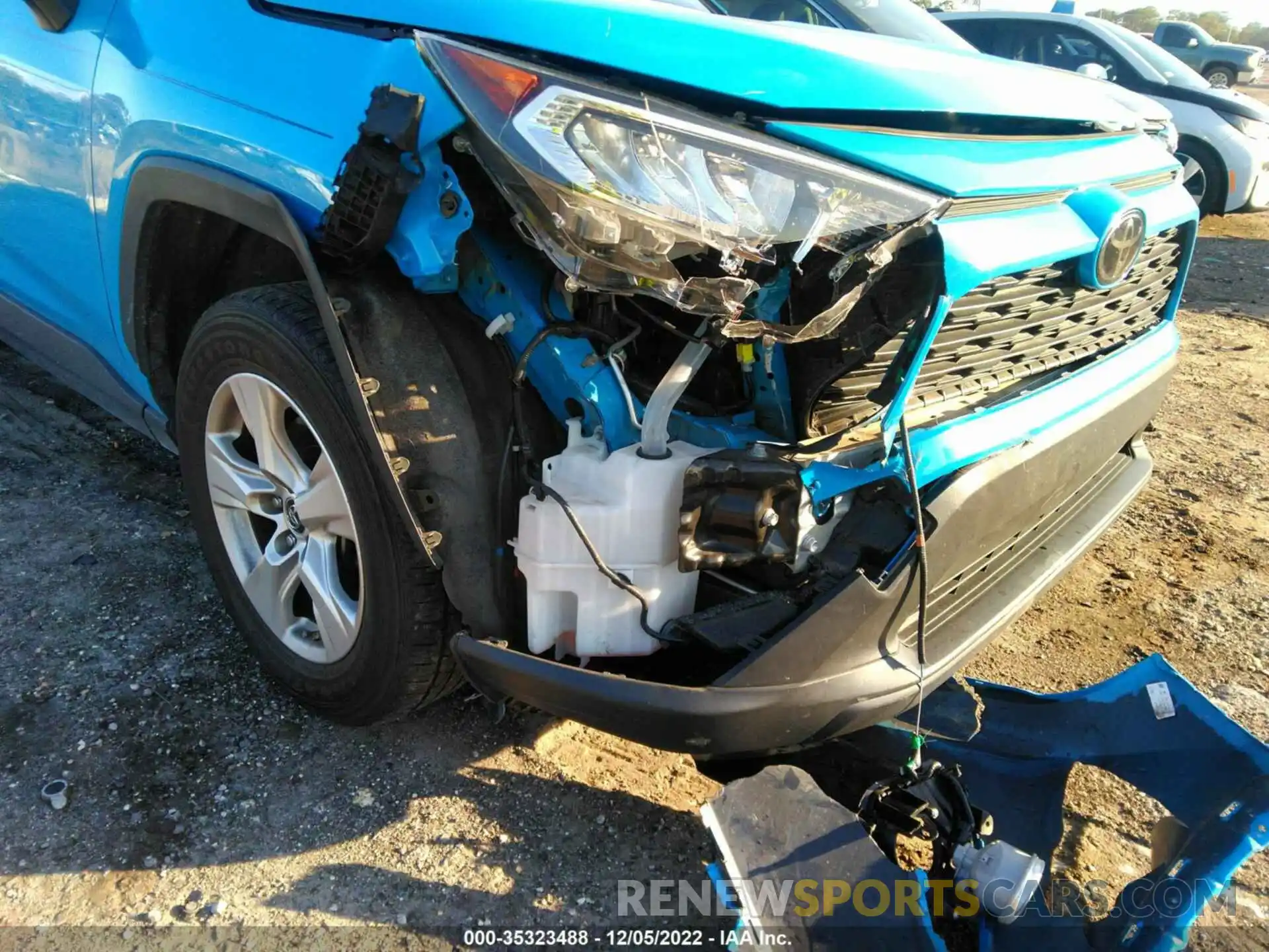 6 Photograph of a damaged car JTMW1RFV4KD506750 TOYOTA RAV4 2019