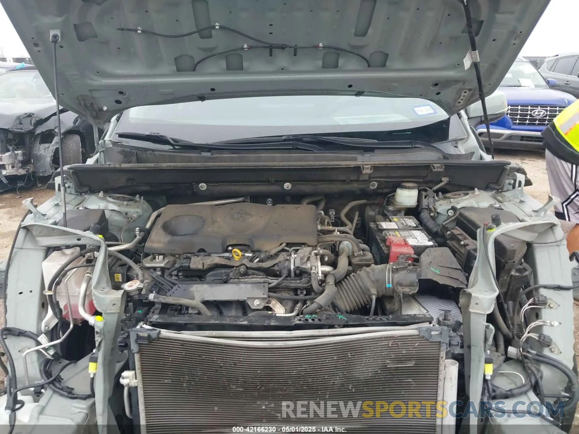 10 Photograph of a damaged car JTMW1RFV4KD508787 TOYOTA RAV4 2019