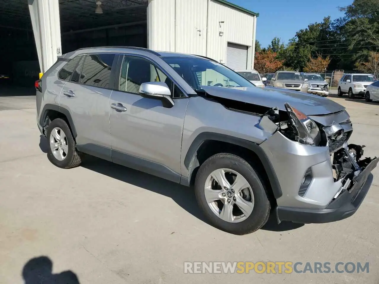 4 Photograph of a damaged car JTMW1RFV5KD016088 TOYOTA RAV4 2019