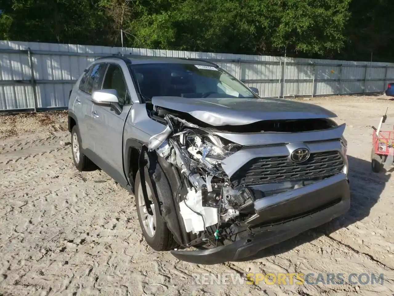 1 Photograph of a damaged car JTMW1RFV5KD016530 TOYOTA RAV4 2019