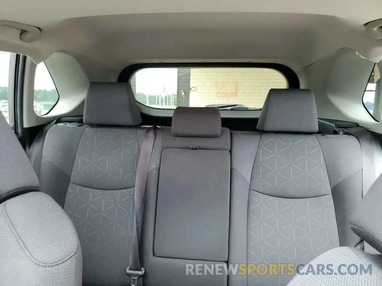 10 Photograph of a damaged car JTMW1RFV5KD019430 TOYOTA RAV4 2019