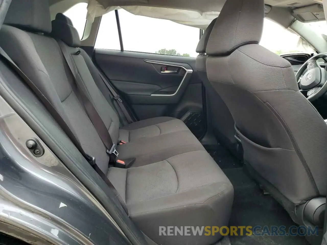 11 Photograph of a damaged car JTMW1RFV5KD019430 TOYOTA RAV4 2019