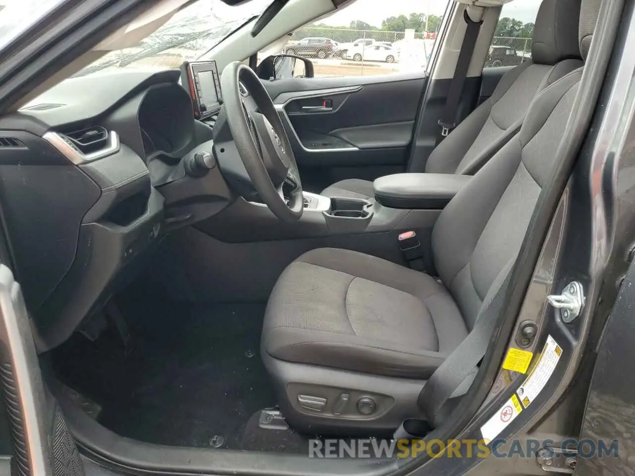 7 Photograph of a damaged car JTMW1RFV5KD019430 TOYOTA RAV4 2019