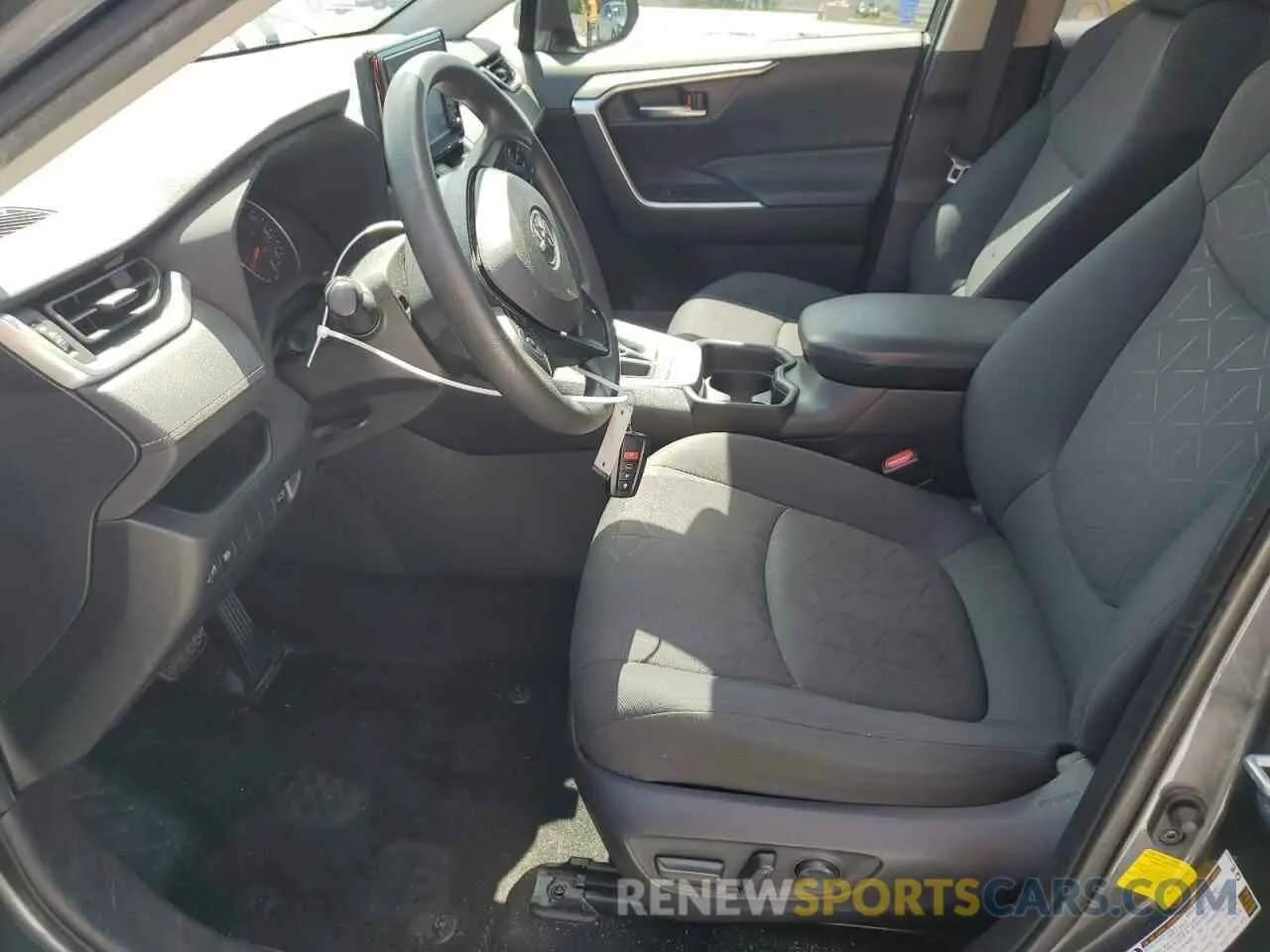 7 Photograph of a damaged car JTMW1RFV5KD020187 TOYOTA RAV4 2019