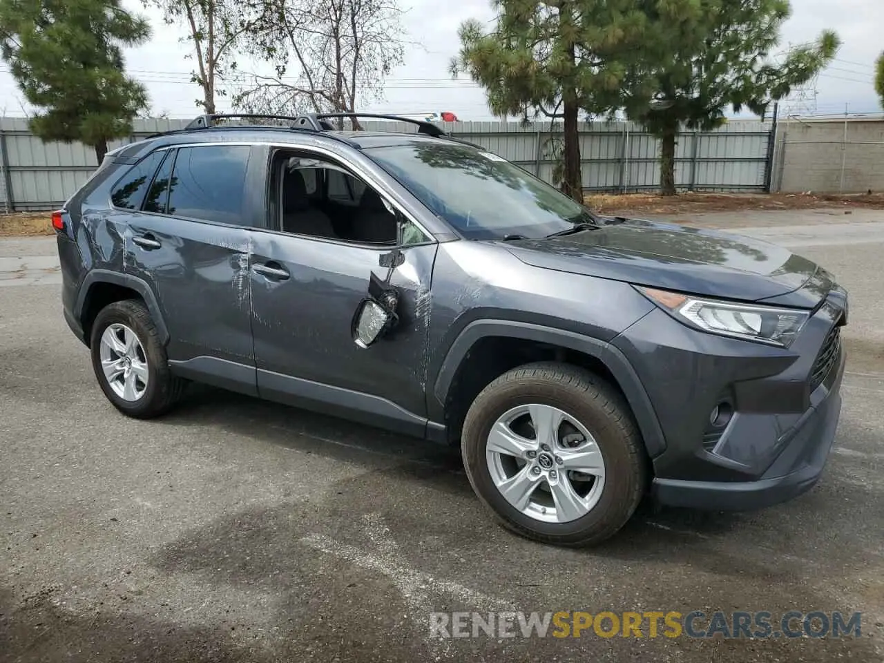 4 Photograph of a damaged car JTMW1RFV5KD025597 TOYOTA RAV4 2019
